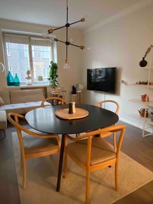Glorious Apartment In Hakaniemi Helsinki Buitenkant foto
